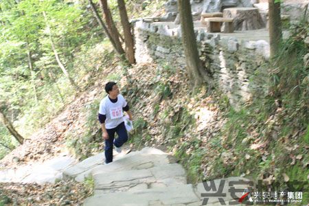 首届安康市“兴安地产·江南一品杯”定向越野比赛成功举办(图3)